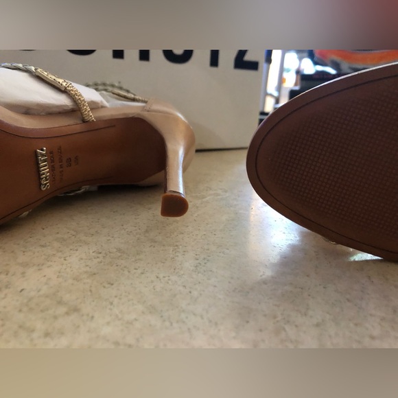 SCHUTZ Sand & Gold “Carmen” Fringe Sandals New in Box!! - Picture 6 of 15